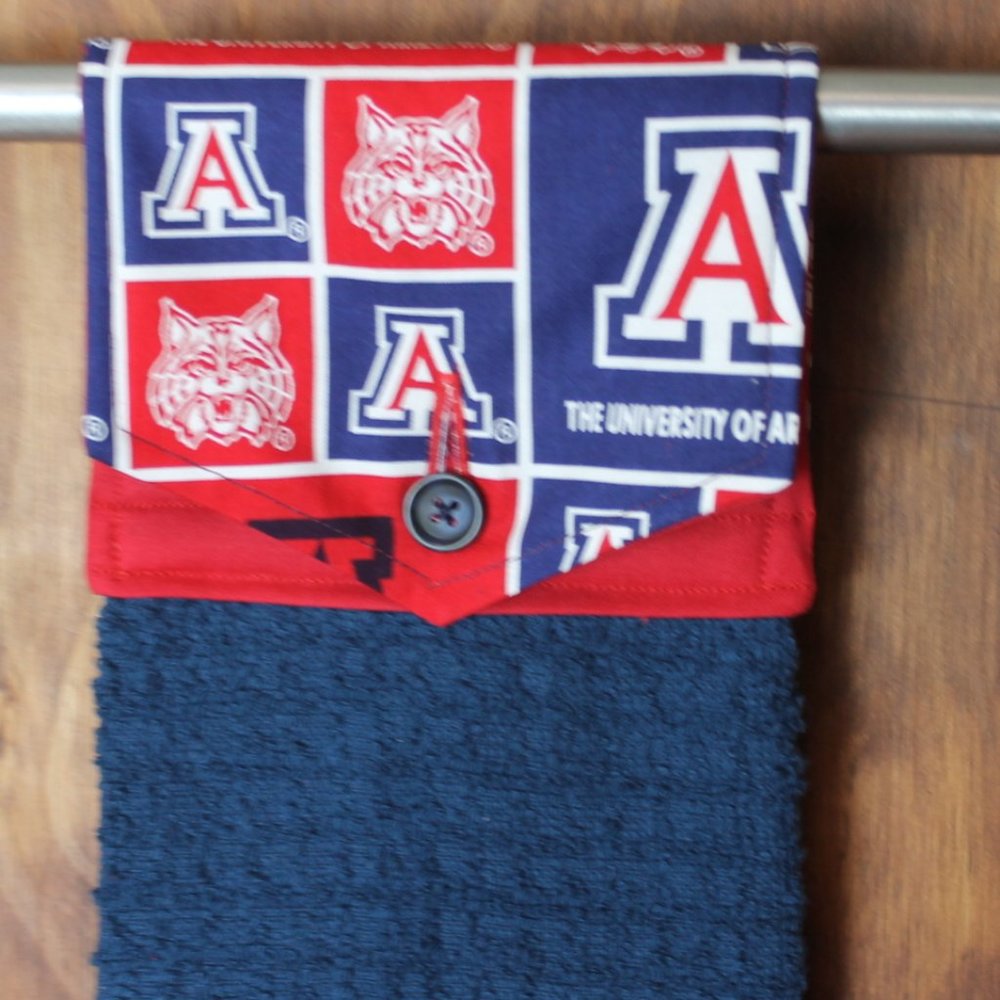 UNIVERSITY OF ARIZONA WILDCATS BLUE & RED HANDMADE HANGING KITCHEN HAND TOWEL